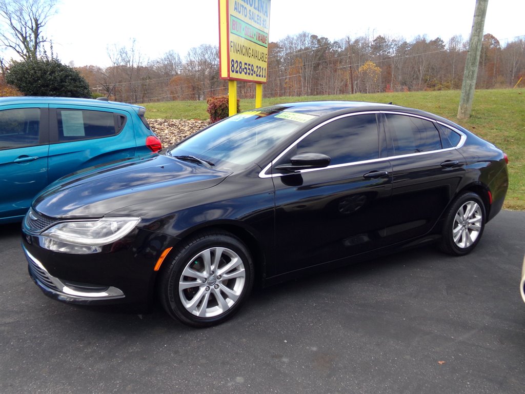 2017 Chrysler 200 Limited