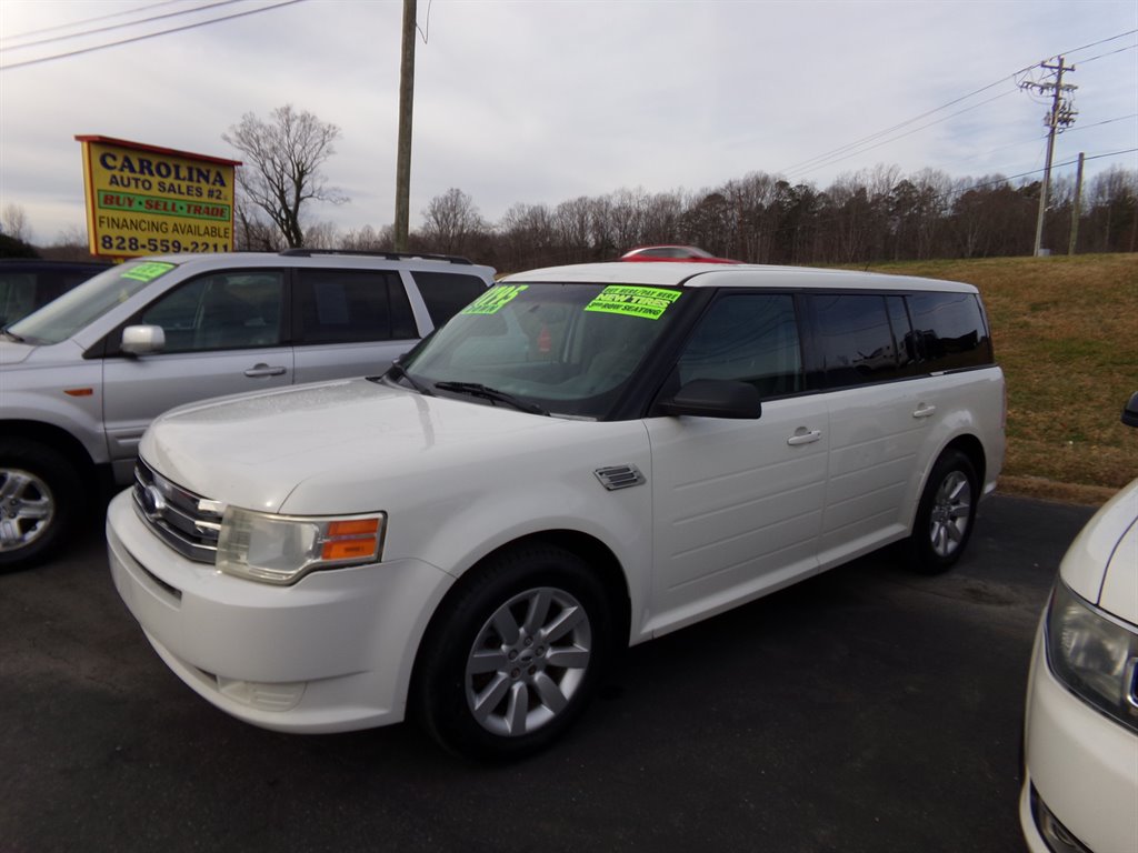 2009 Ford Flex SE's photo