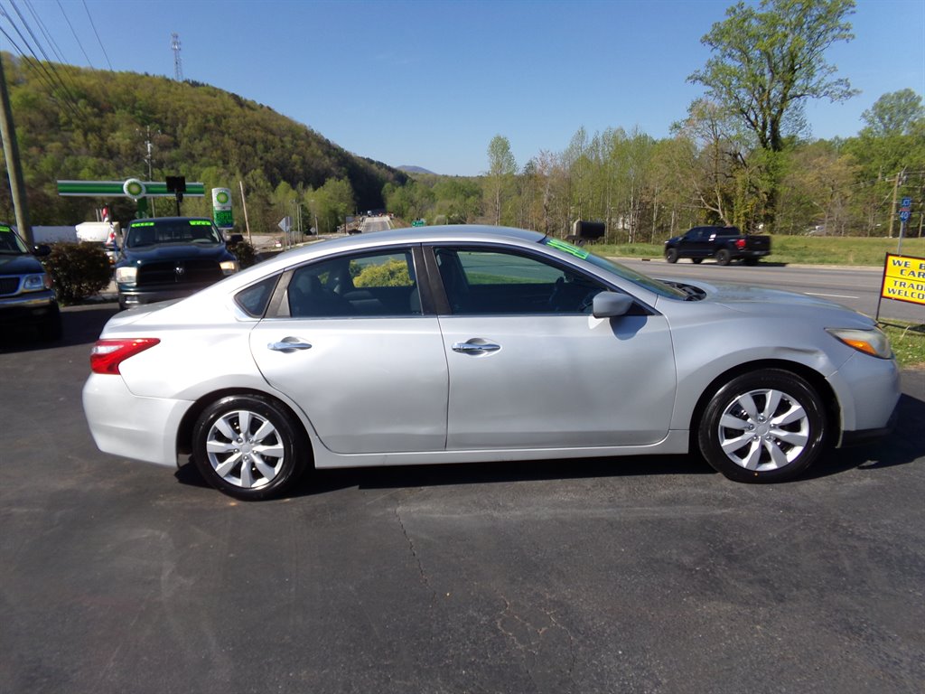 2016 Nissan Altima S