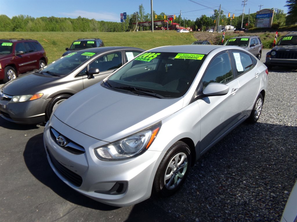 2013 Hyundai Accent GLS
